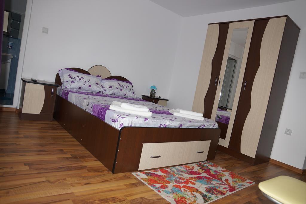 Vila Alex Hotell Călimăneşti Eksteriør bilde